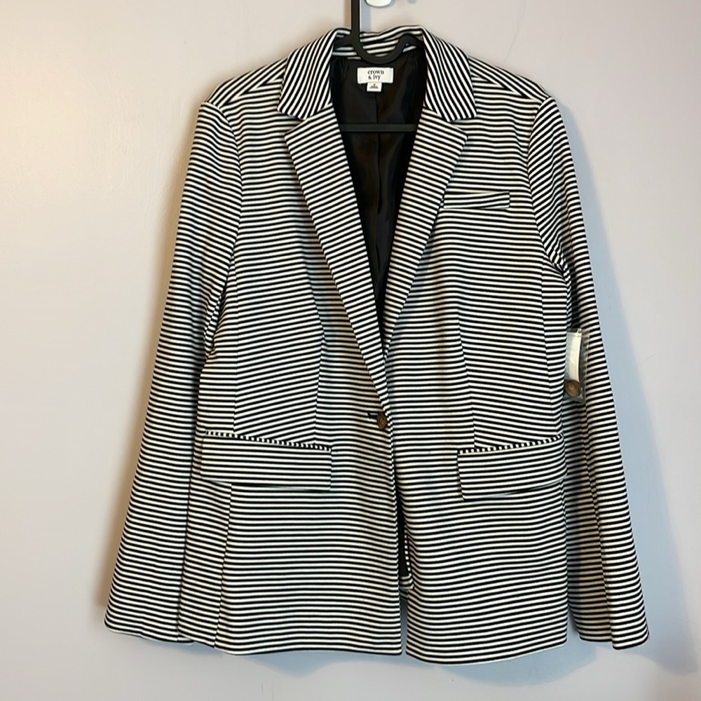 Crown & Ivy Essential Signature Black White Striped Blazer size S